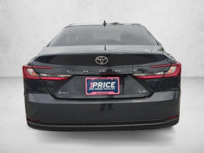 2025 Toyota Camry LE (Natl)