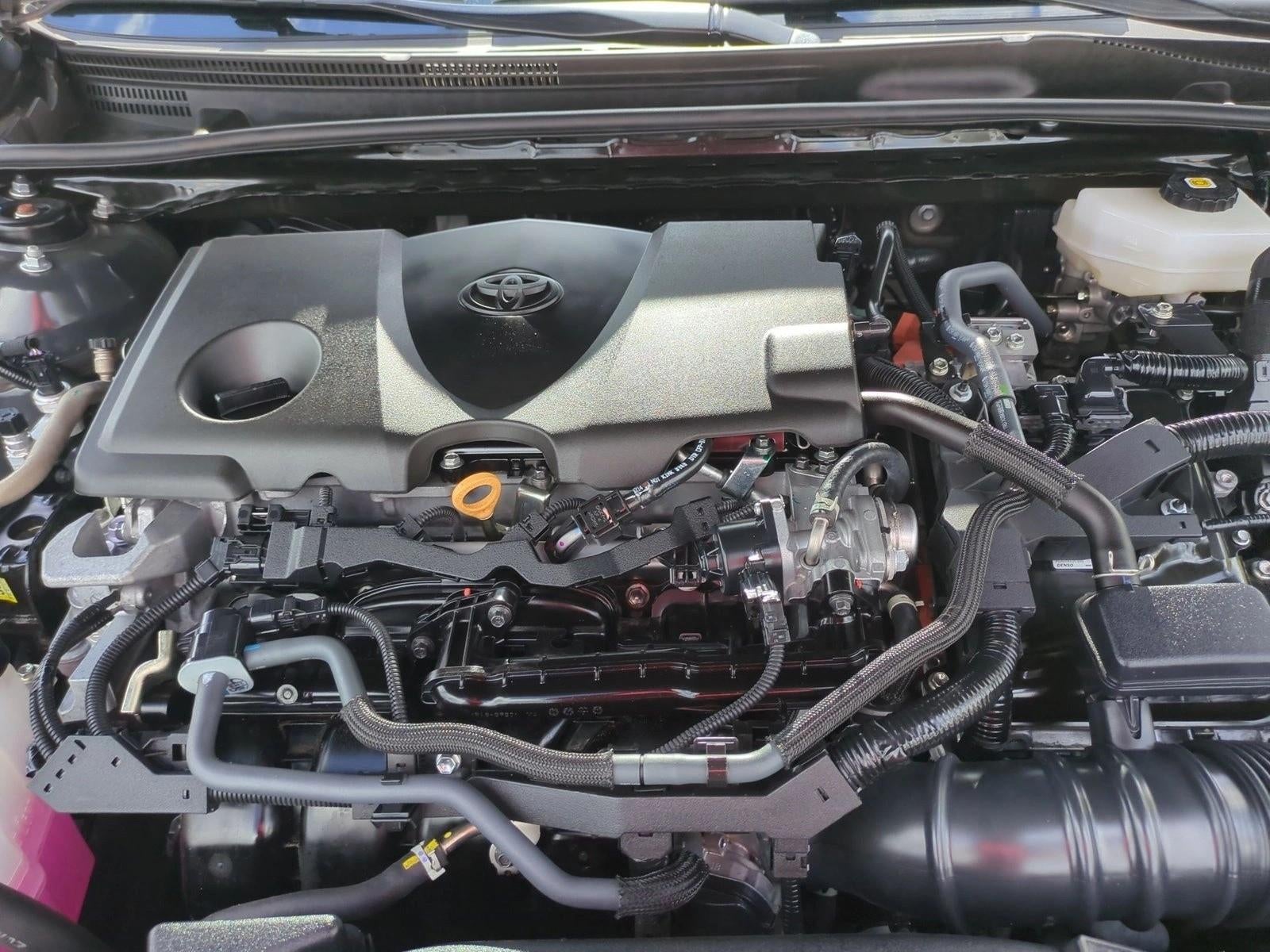 2025 Toyota Camry SE (SE)