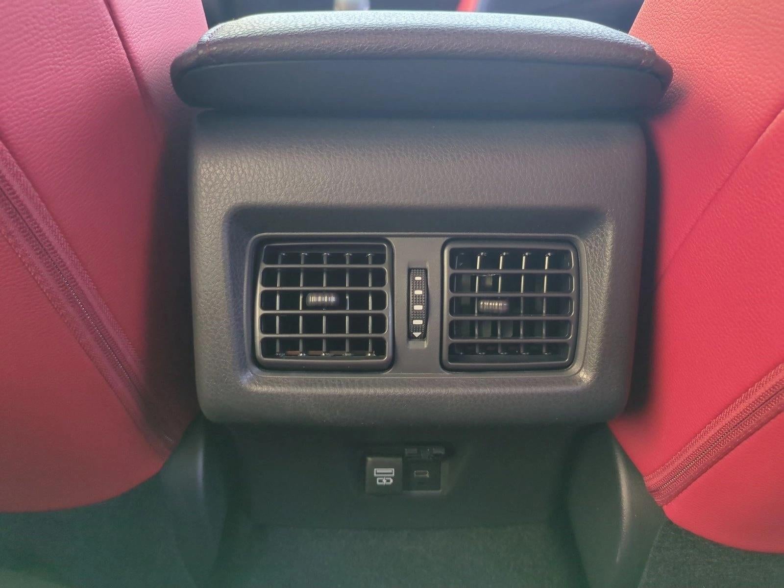 2026 Toyota Camry XSE (Natl)