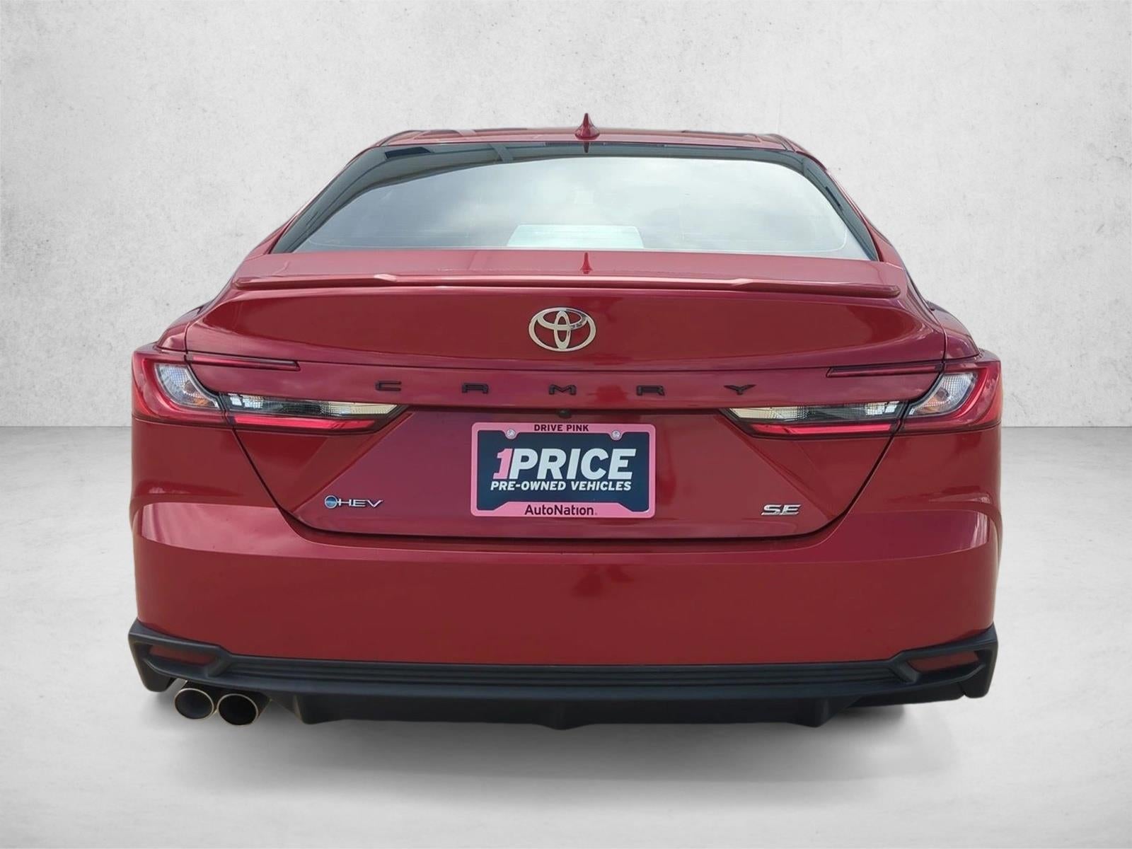 2025 Toyota Camry SE (Natl)