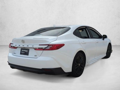 2025 Toyota Camry SE (SE)