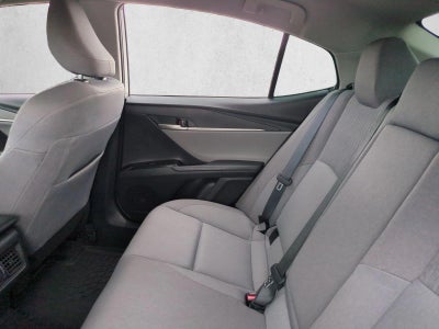 2025 Toyota Camry LE (Natl)