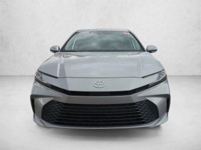 2025 Toyota Camry LE (Natl)