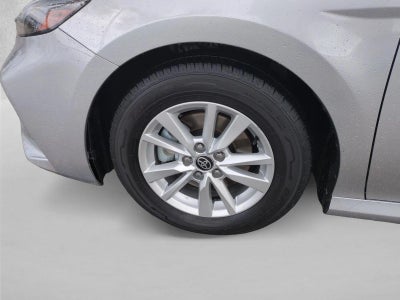 2025 Toyota Camry LE (Natl)