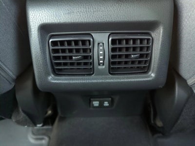 2025 Toyota Camry LE (Natl)
