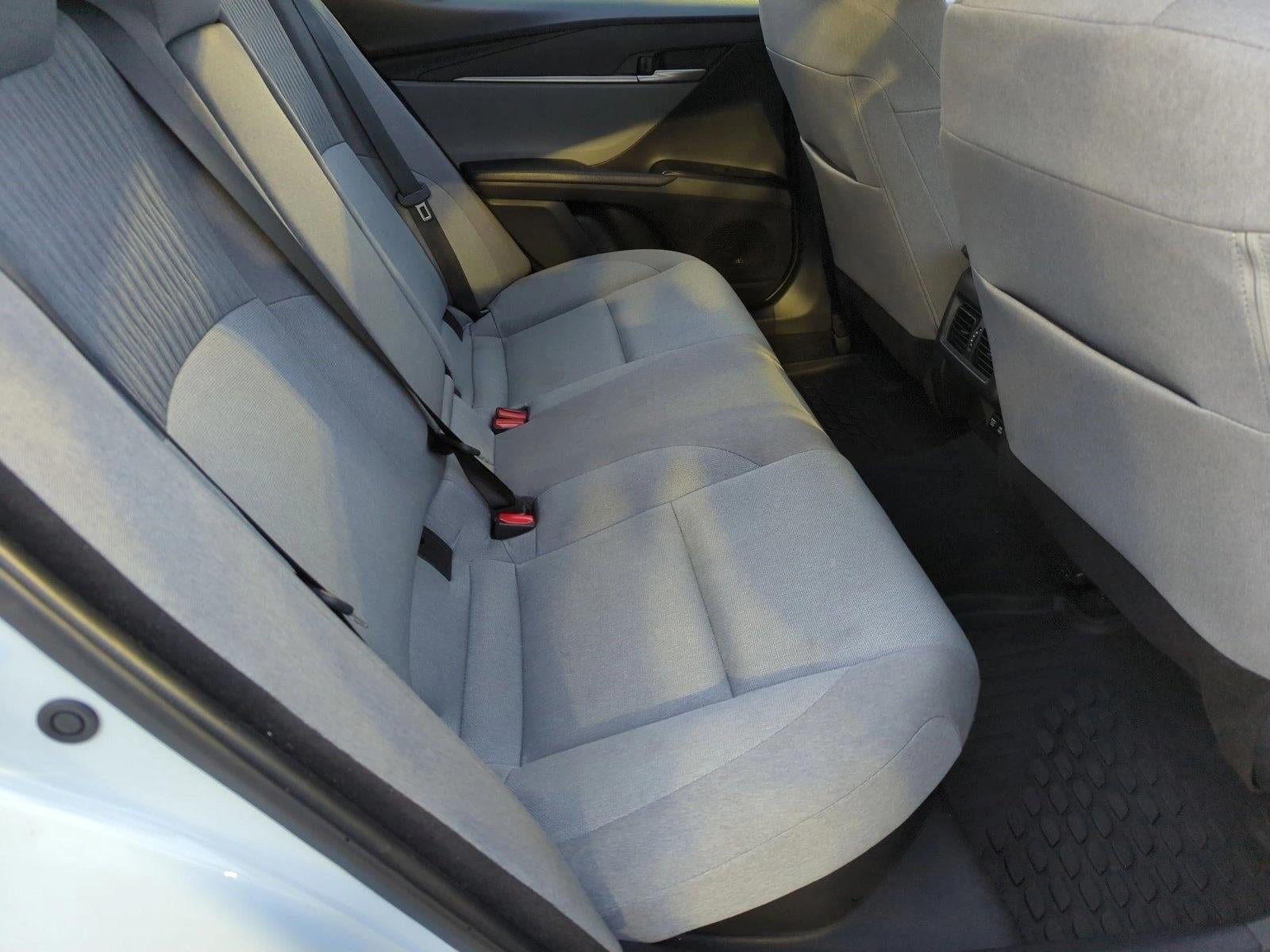 2025 Toyota Camry LE (Natl)