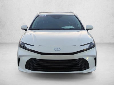 2025 Toyota Camry LE (Natl)