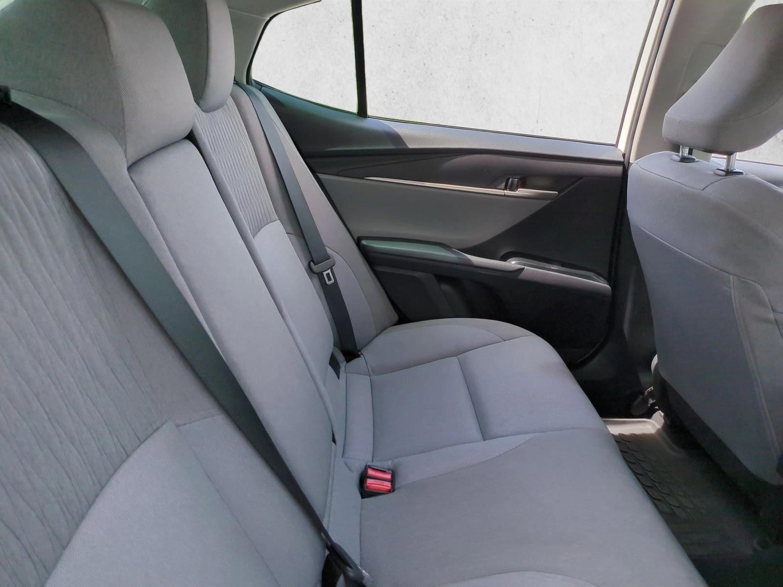 2025 Toyota Camry LE (Natl)
