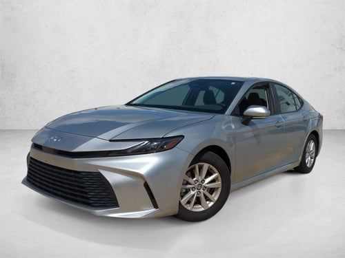 2025 Toyota Camry LE (SE)