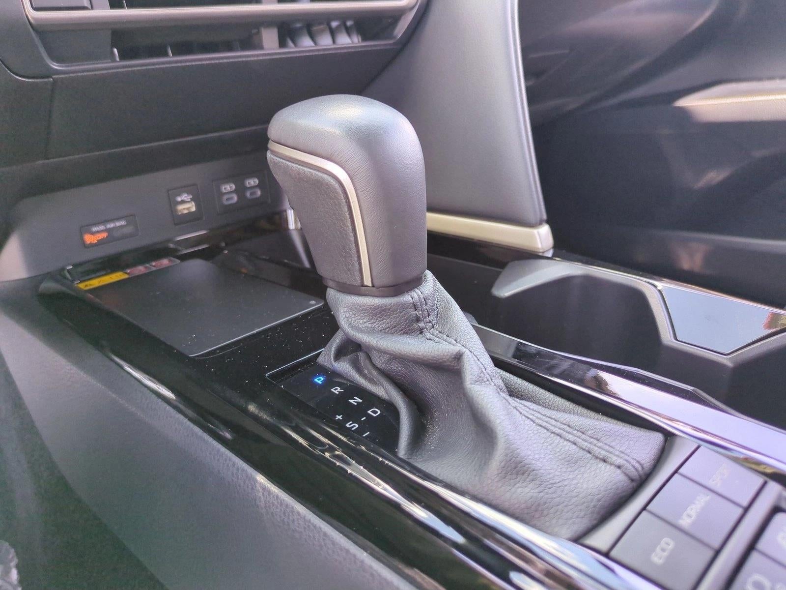 2025 Toyota Camry XSE (Natl)