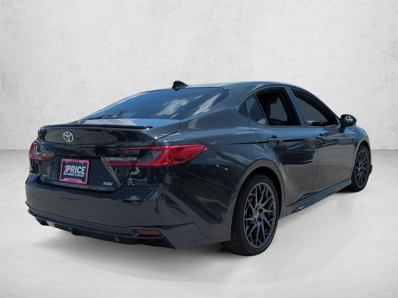 2025 Toyota Camry XSE (Natl)