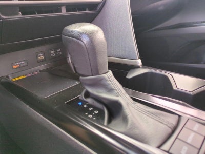 2025 Toyota Camry LE (SE)