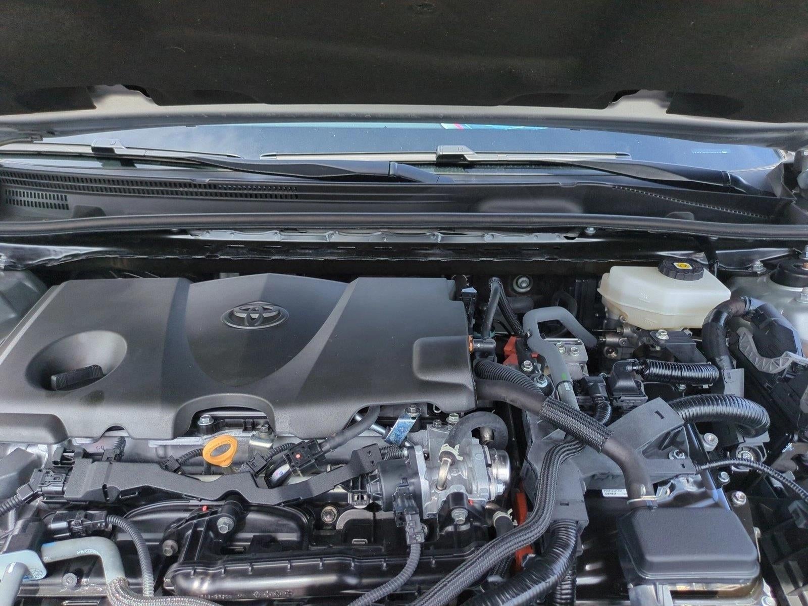 2025 Toyota Camry LE (SE)