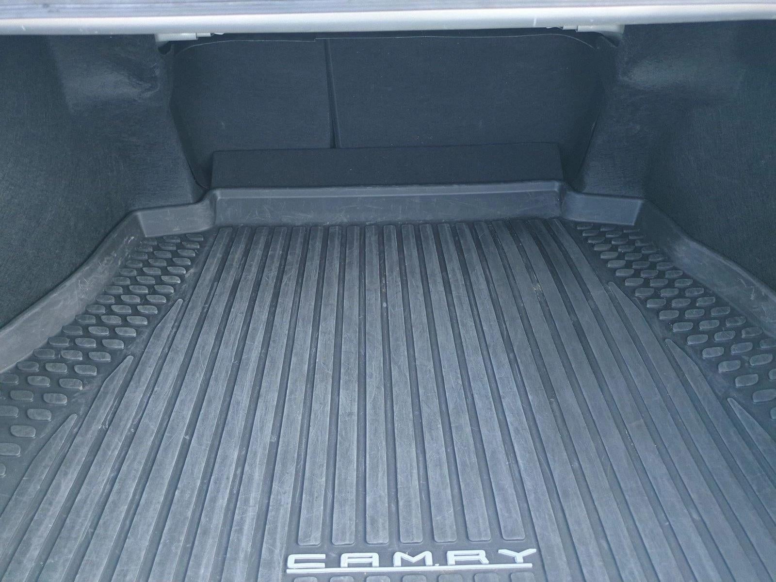 2025 Toyota Camry LE (SE)