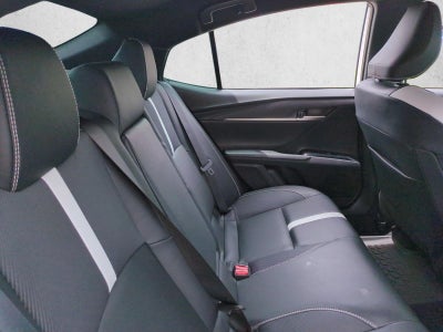 2025 Toyota Camry SE (Natl)
