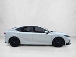 2025 Toyota Camry SE (Natl)