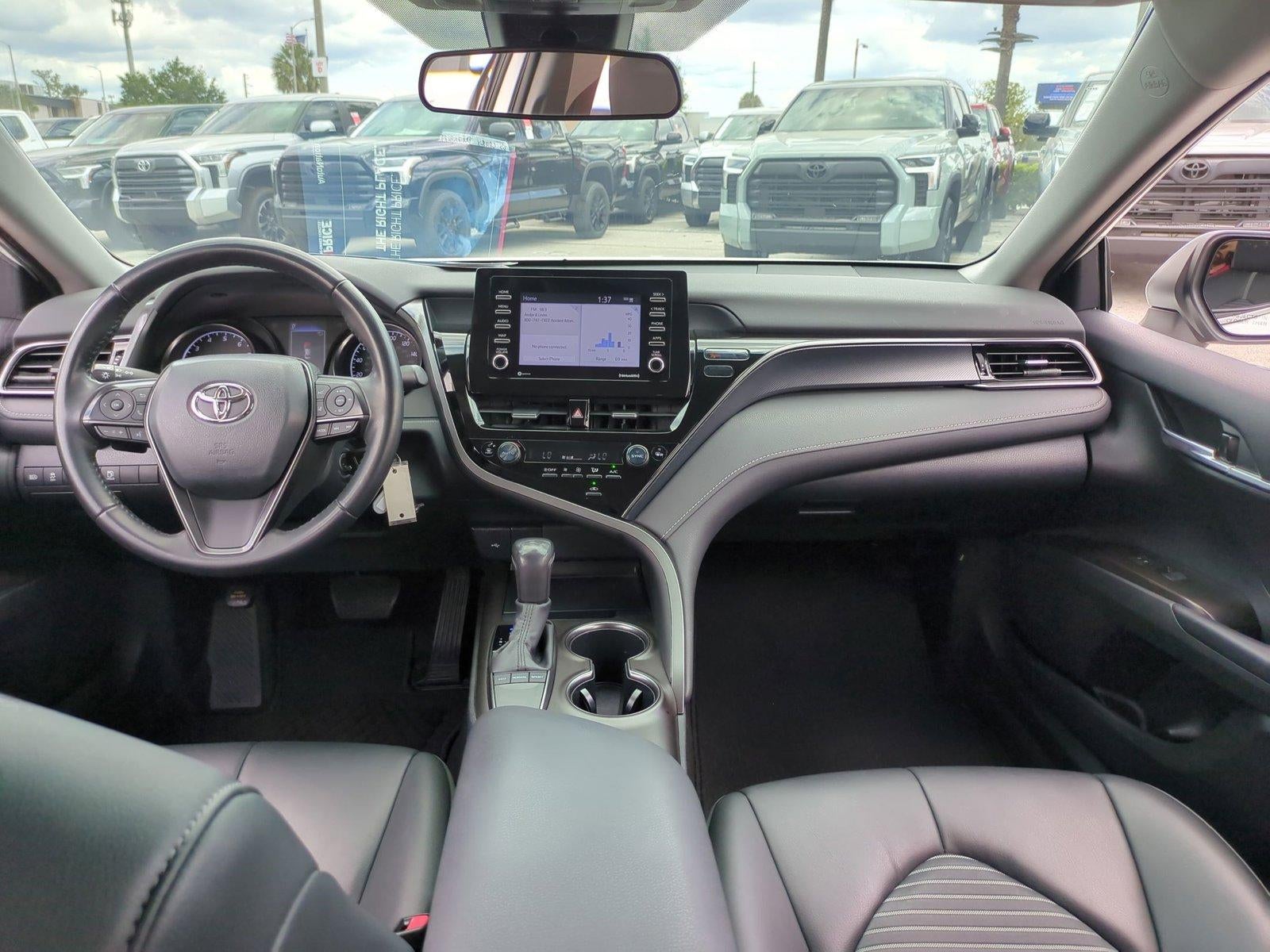 2023 Toyota Camry SE Auto (SE)