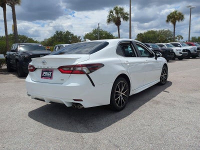 2023 Toyota Camry SE Auto (SE)