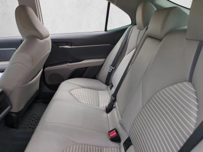 2023 Toyota Camry SE Auto (SE)
