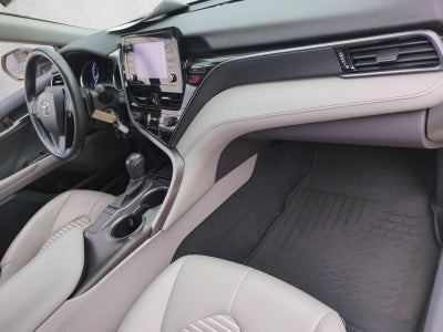 2023 Toyota Camry SE Auto (SE)