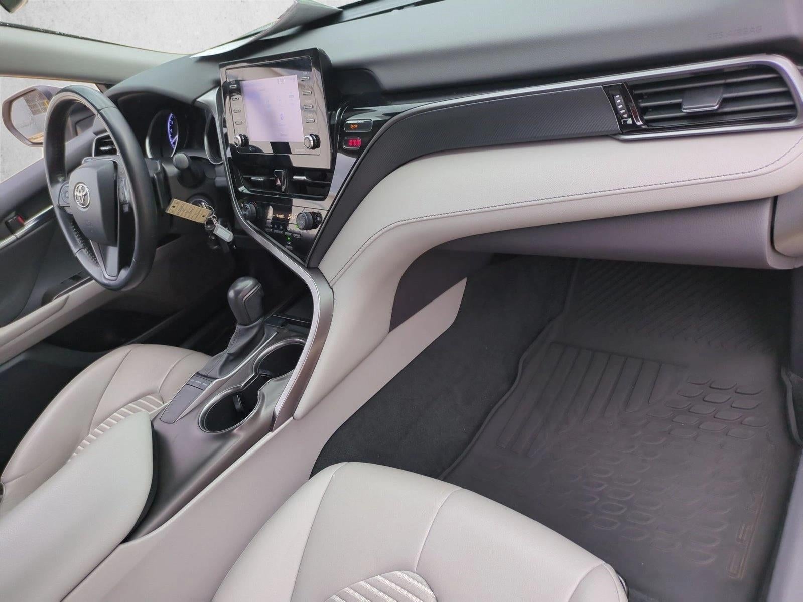 2023 Toyota Camry SE Auto (SE)