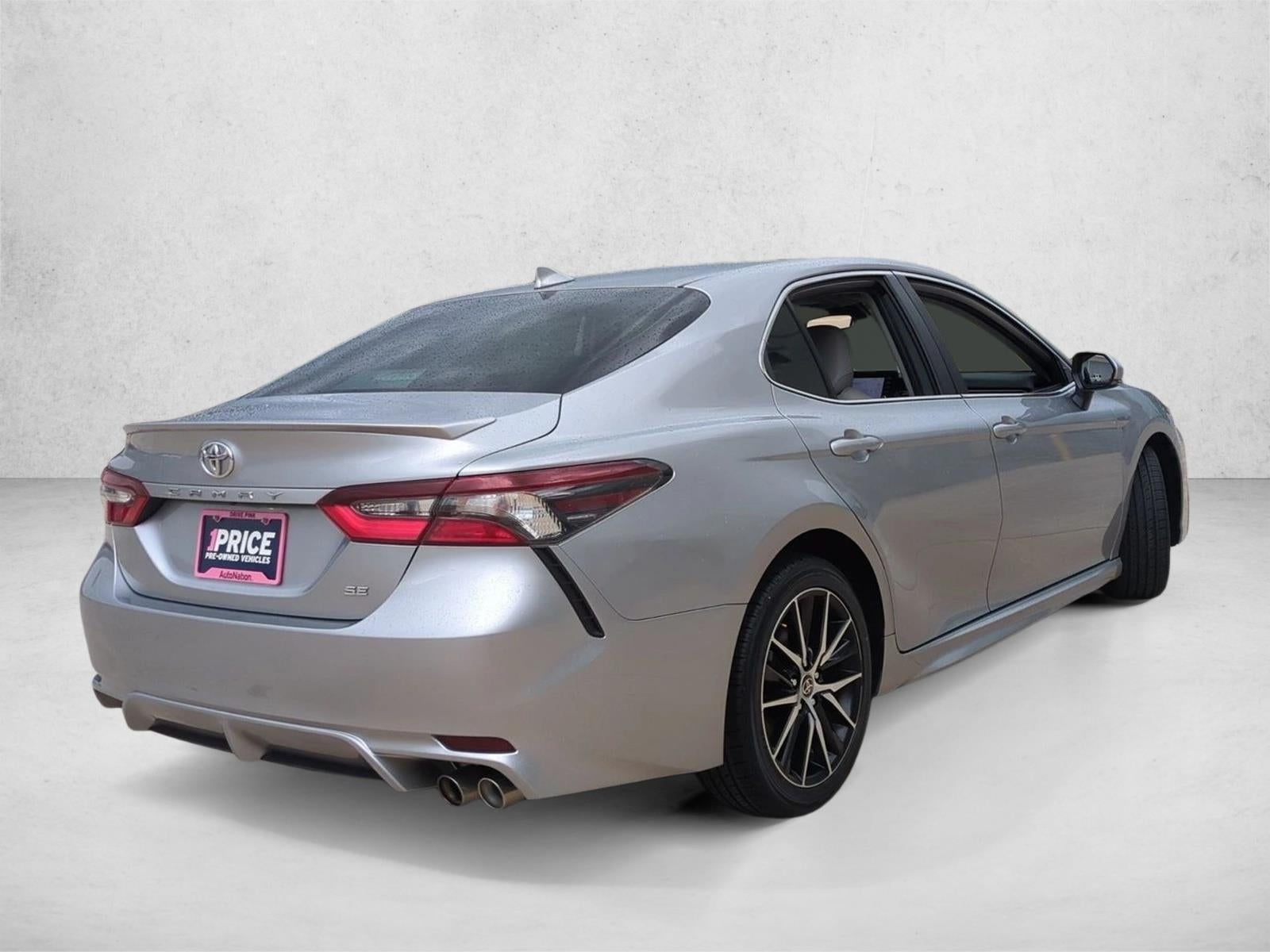 2023 Toyota Camry SE Auto (SE)