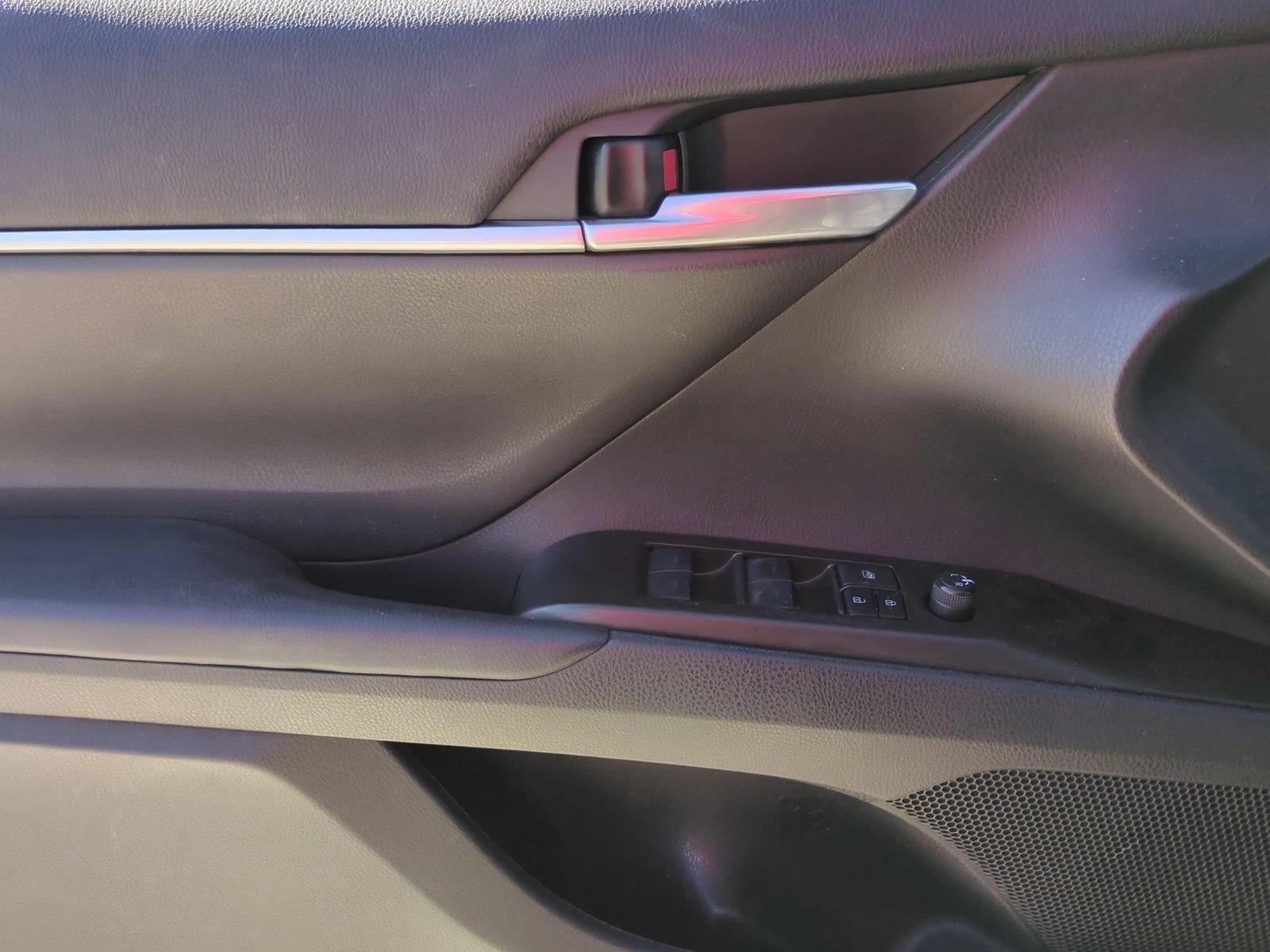 2021 Toyota Camry SE Auto (Natl)