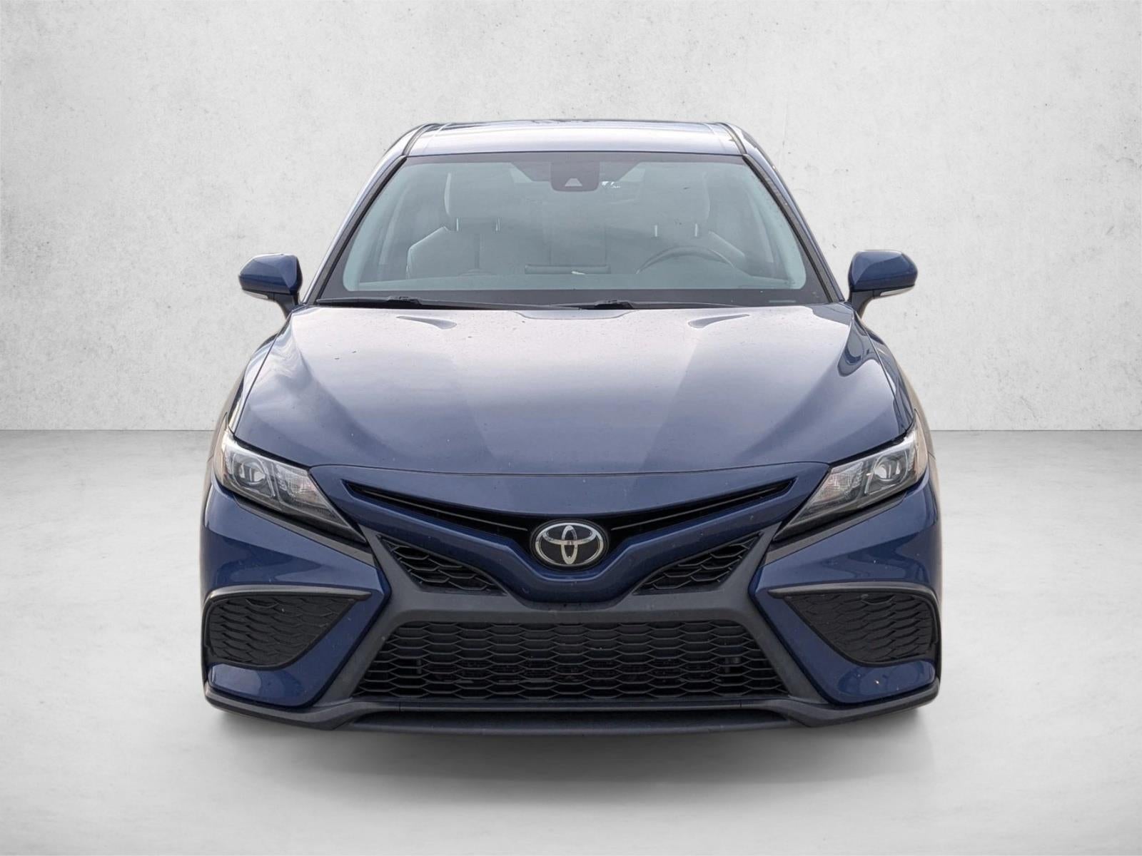 2023 Toyota Camry SE Auto (SE)