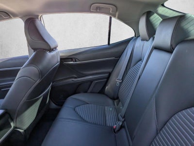 2023 Toyota Camry SE Auto (SE)