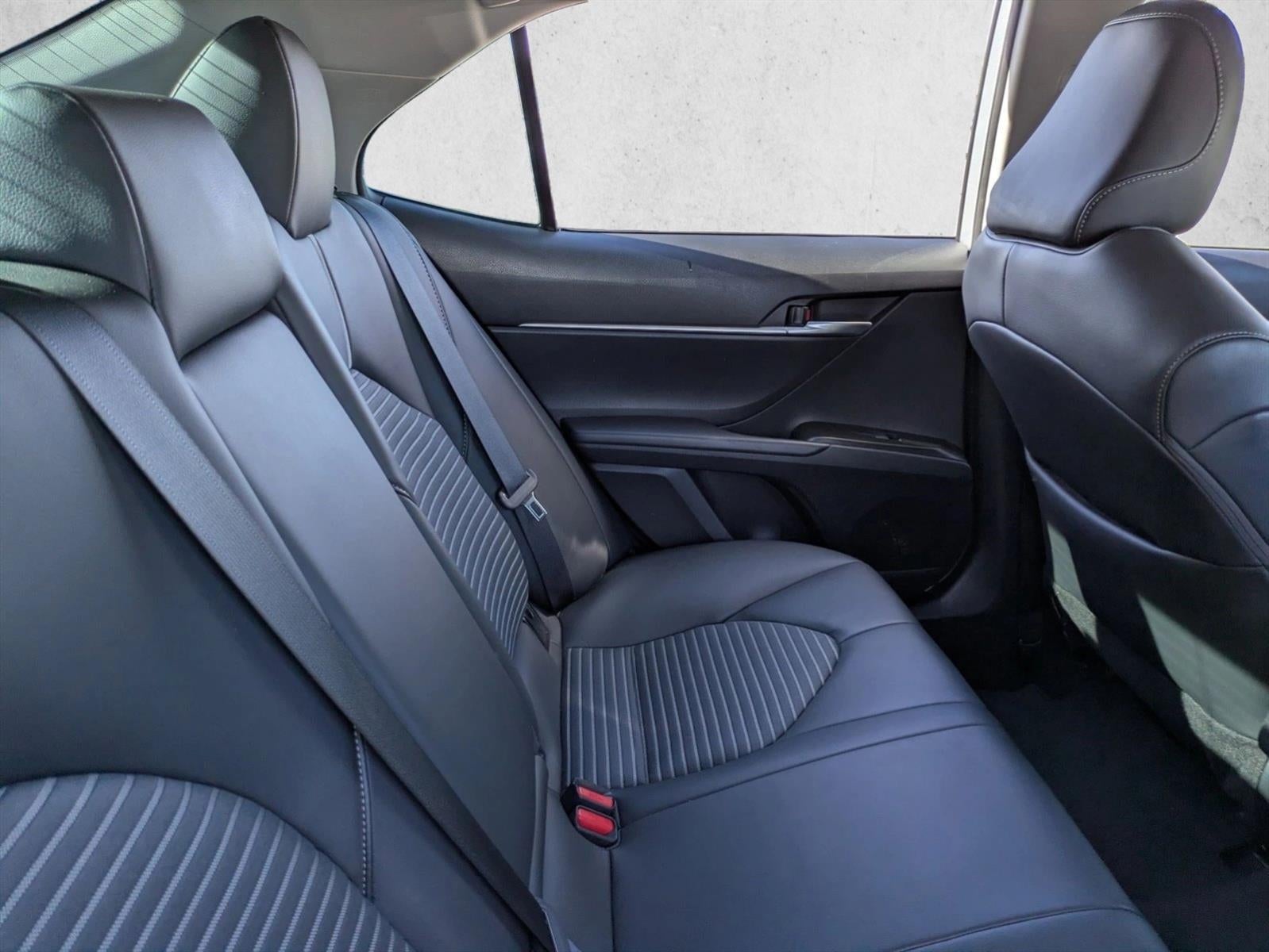 2023 Toyota Camry SE Auto (SE)