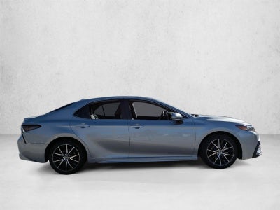 2023 Toyota Camry SE Auto (SE)