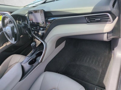 2023 Toyota Camry SE Auto (SE)