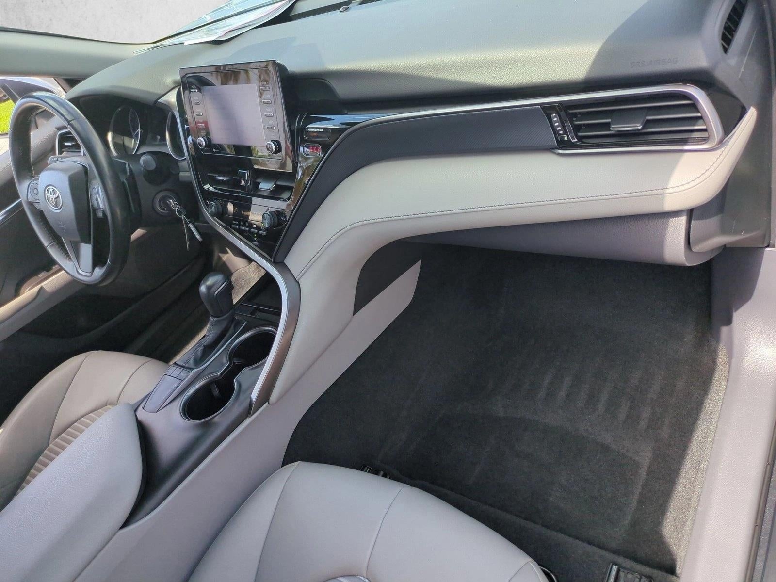 2023 Toyota Camry SE Auto (SE)