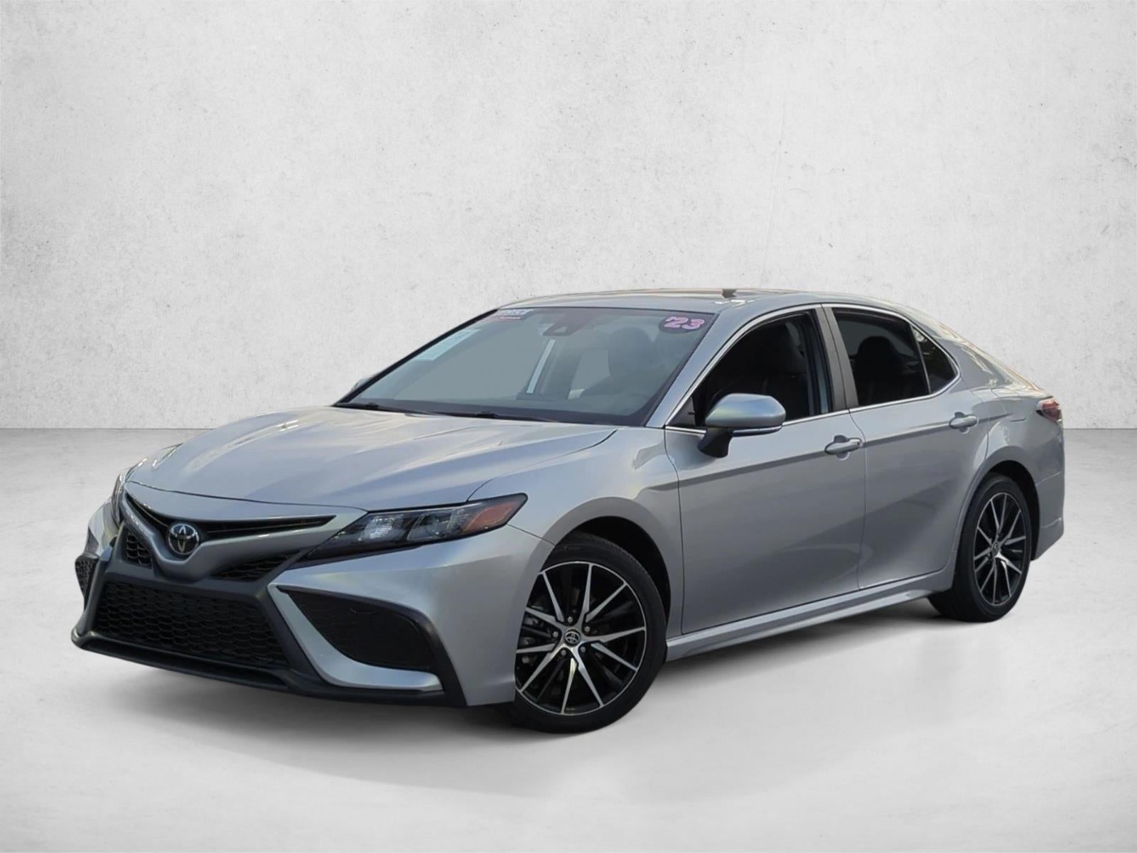 2023 Toyota Camry SE Auto (SE)