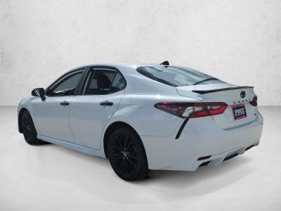 2022 Toyota Camry SE Nightshade Auto (Natl)