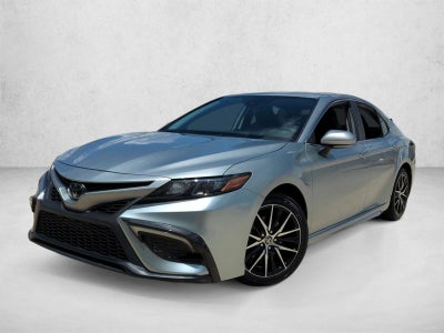 2024 Toyota Camry SE Auto (SE)
