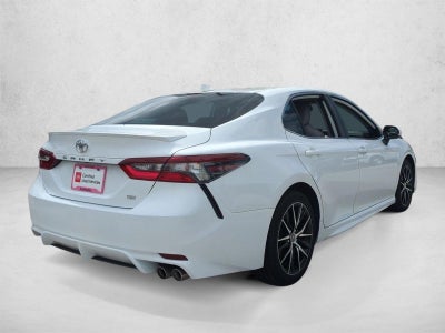 2024 Toyota Camry SE Auto (SE)