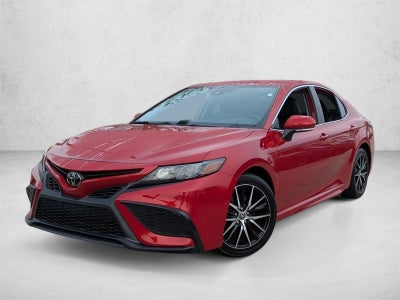 2022 Toyota Camry SE Auto (SE)