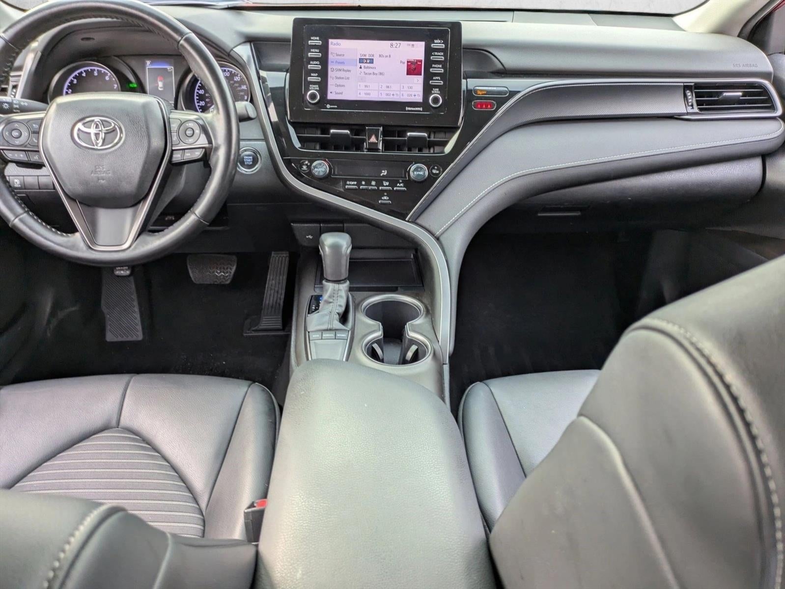 2022 Toyota Camry SE Auto (SE)