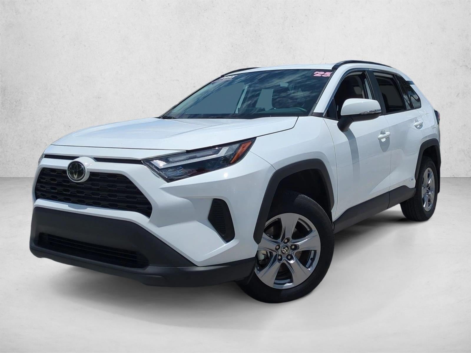 2025 Toyota RAV4 Hybrid XLE AWD (Natl)