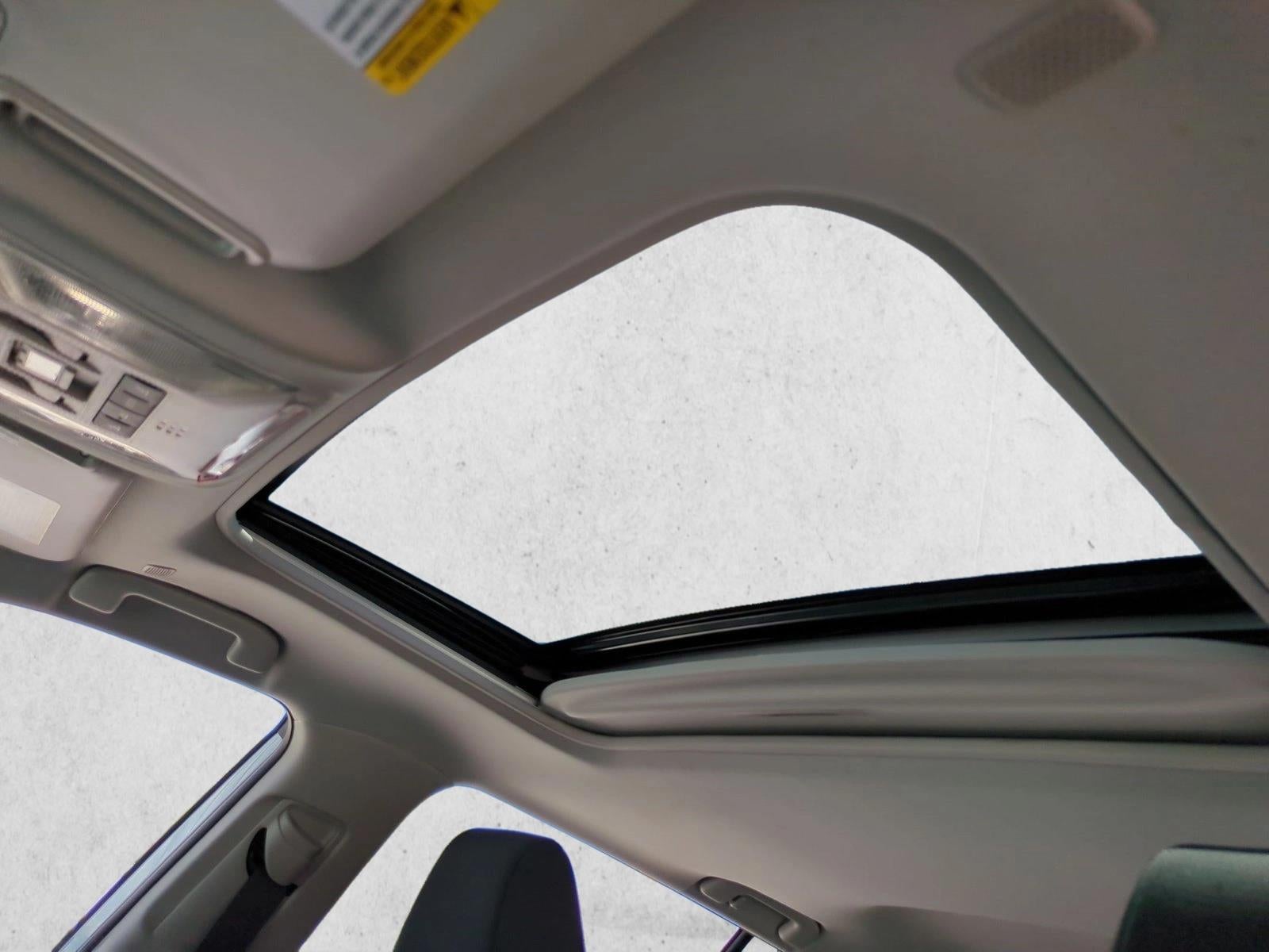 2025 Toyota RAV4 Hybrid XLE AWD (Natl)