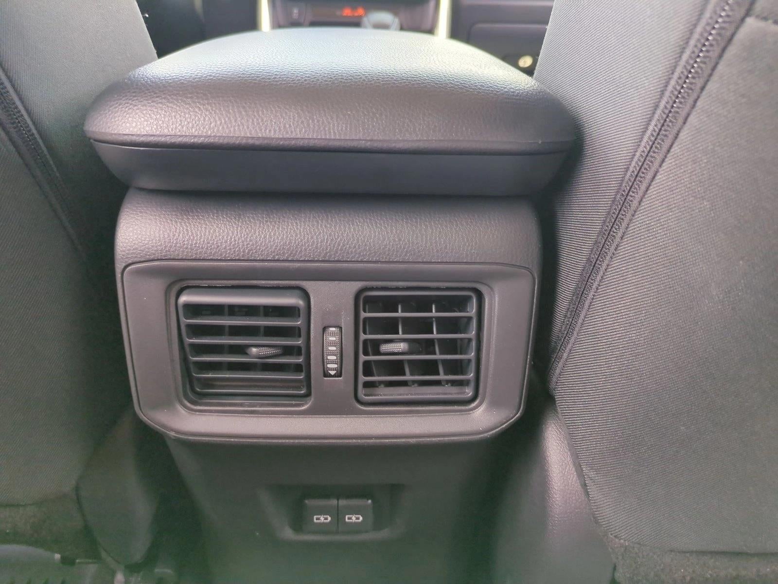 2025 Toyota RAV4 Hybrid XLE AWD (Natl)