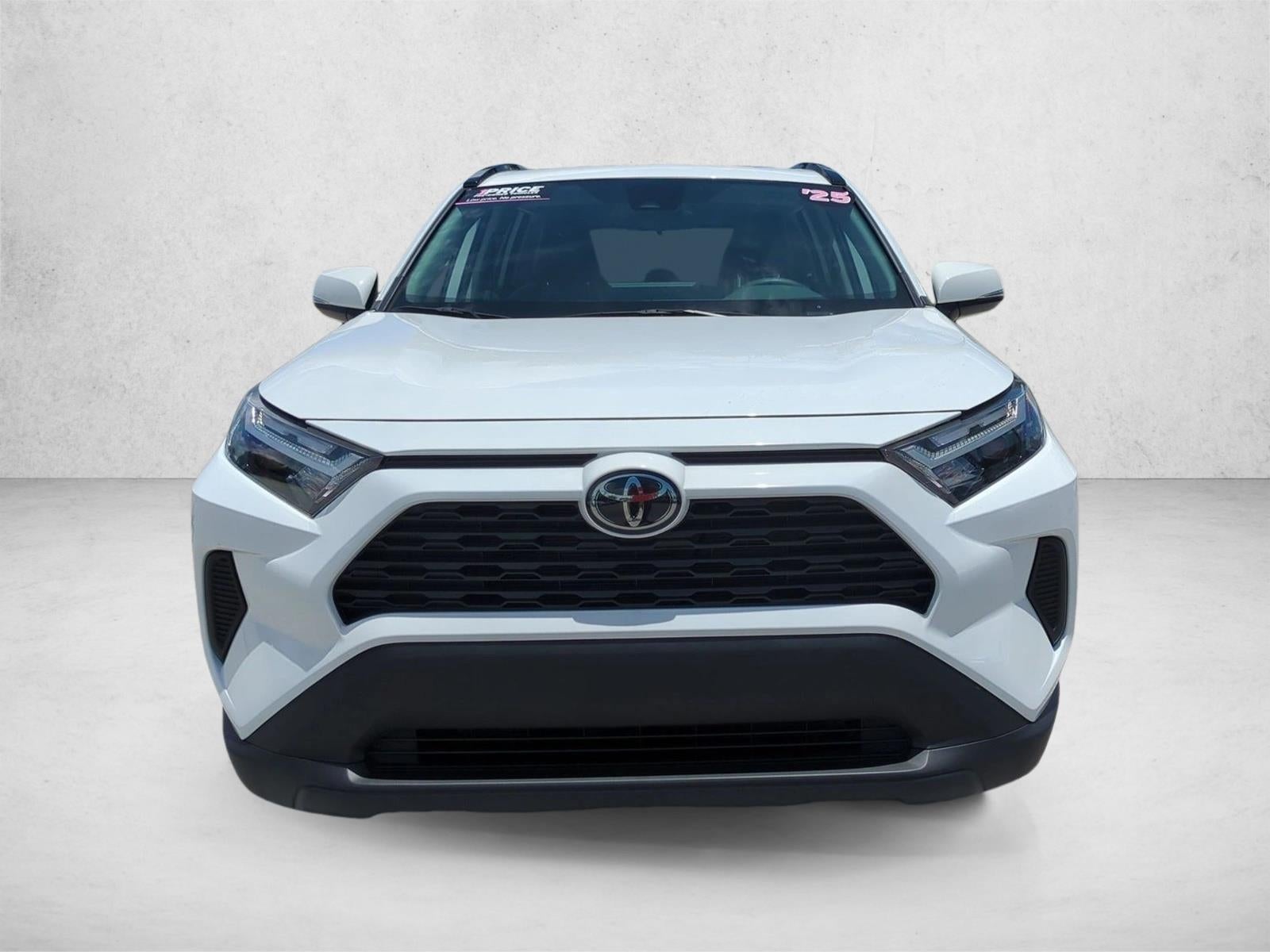 2025 Toyota RAV4 Hybrid XLE AWD (Natl)