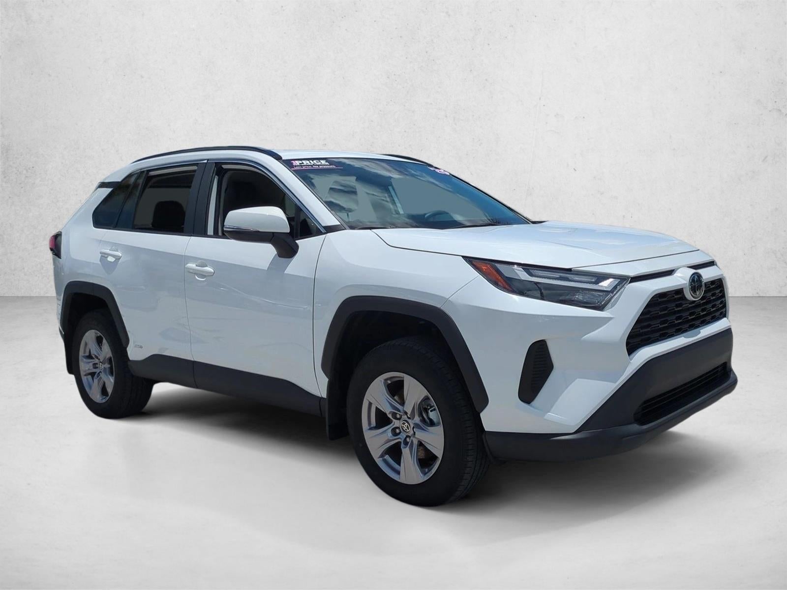 2025 Toyota RAV4 Hybrid XLE AWD (Natl)