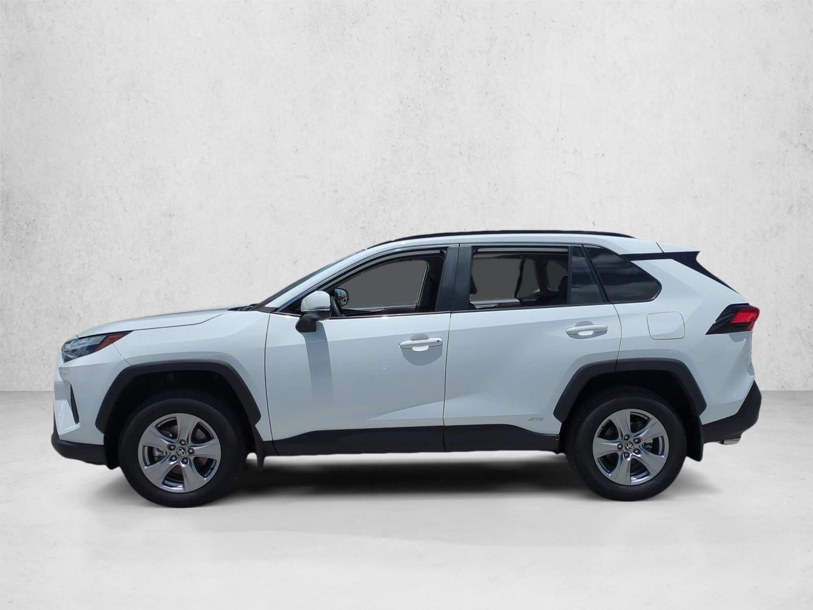 2025 Toyota RAV4 Hybrid XLE AWD (Natl)