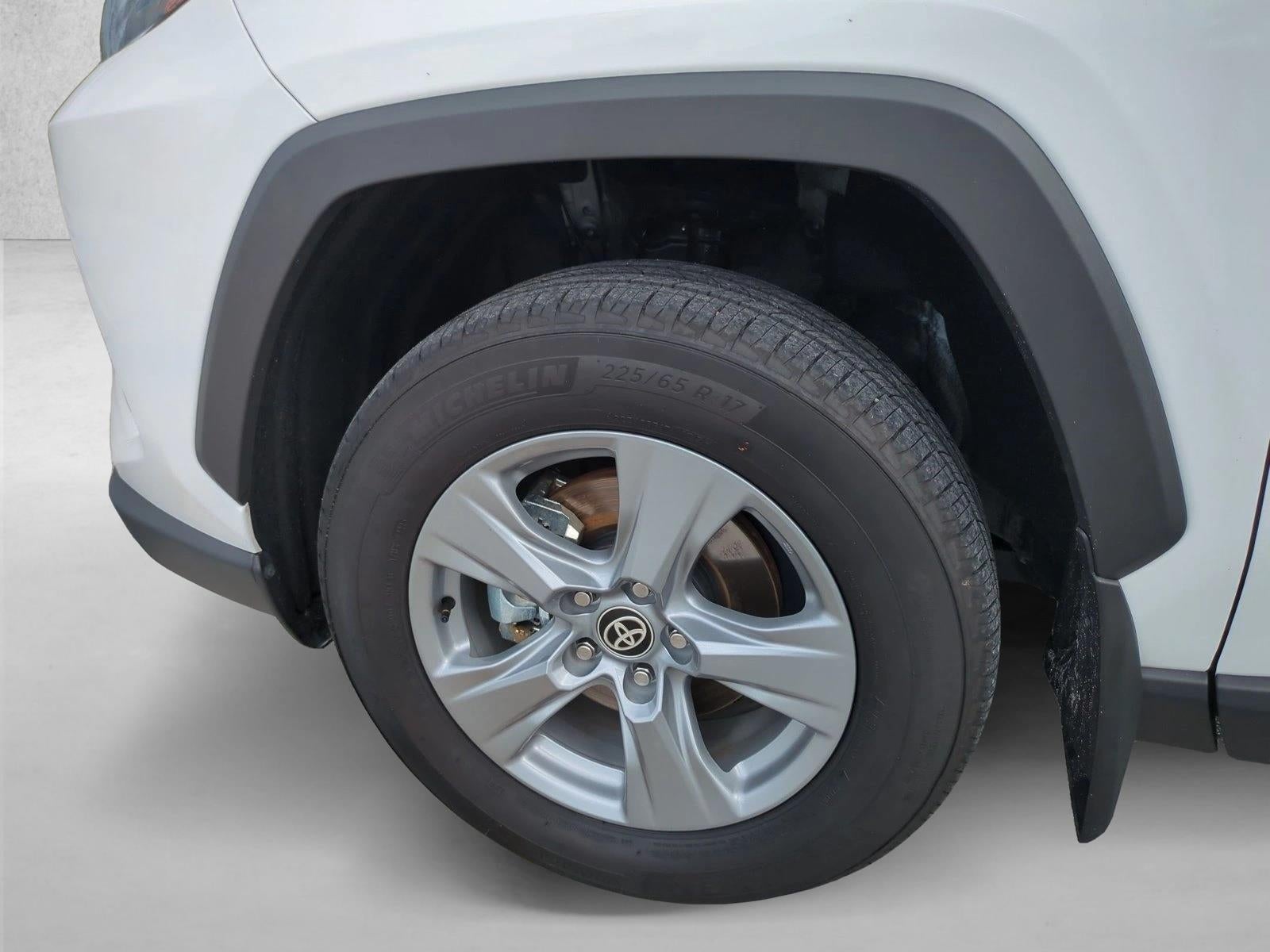 2025 Toyota RAV4 Hybrid XLE AWD (Natl)