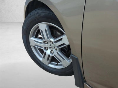 2013 Honda Odyssey Touring with DVD Rear Entertainment System and Navigation