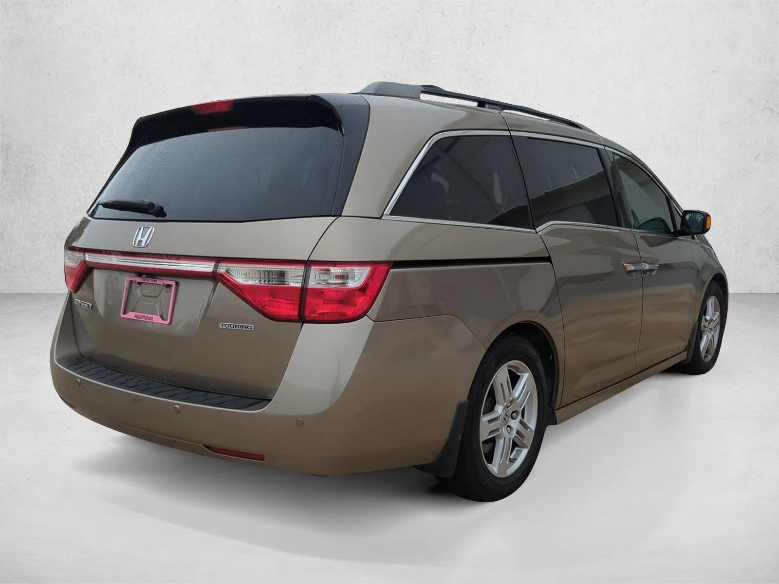 2013 Honda Odyssey Touring with DVD Rear Entertainment System and Navigation