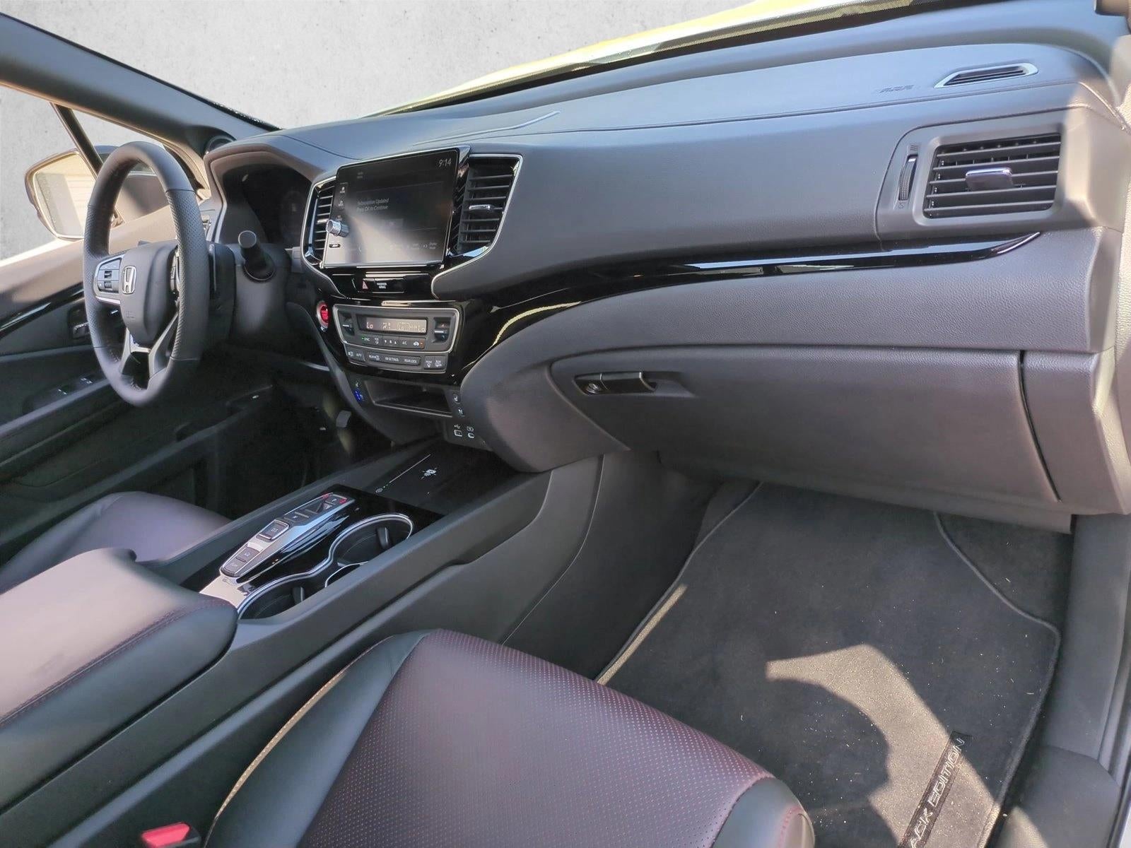 2026 Honda Ridgeline Black Edition Two-Tone AWD