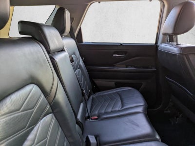 2023 Nissan Pathfinder Platinum 4WD